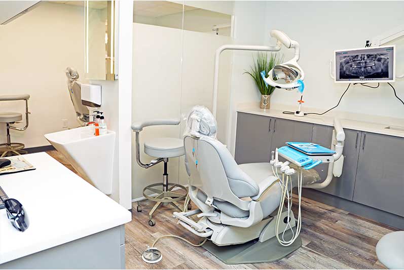 Caring Dental of Herndon office exterior